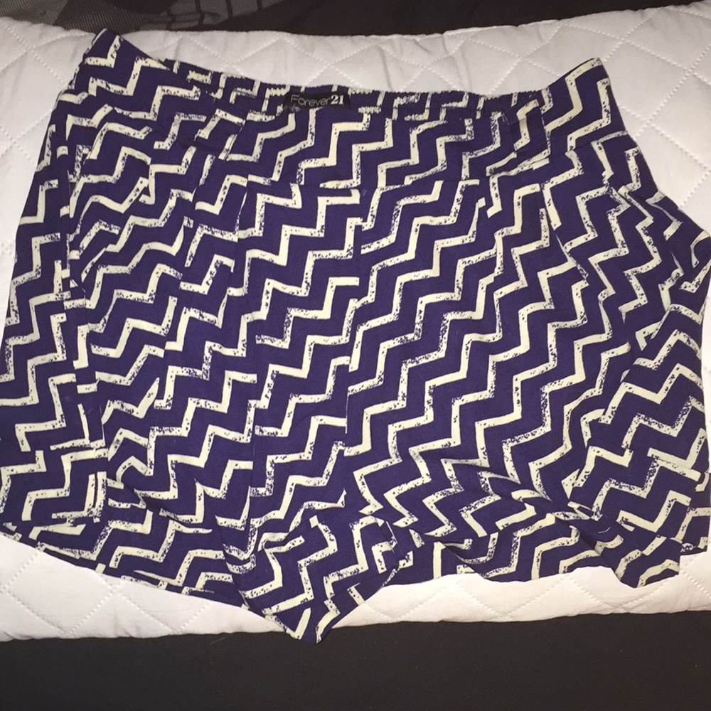 Forever 21 flow shorts size:Medium